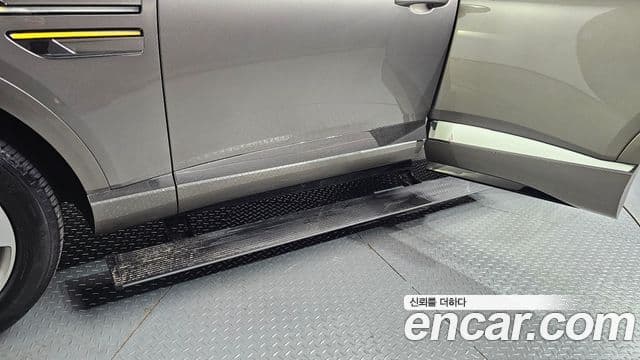 Genesis GV80 2021 — ფოტო 13/20