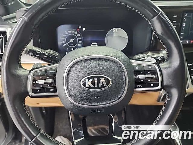 Kia Sorento 2020 — фото 8 из 20
