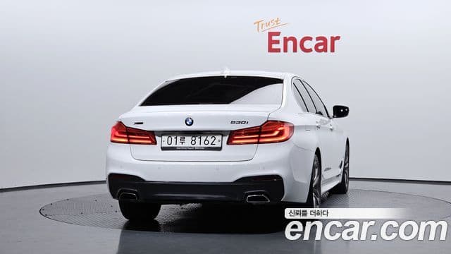 BMW 5 Series 2018 — Şəkil 4/20