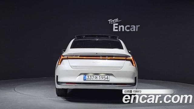 Kia K8 2025 — Photo 7/21