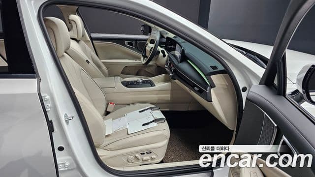 Kia K8 2025 — ფოტო 10/20