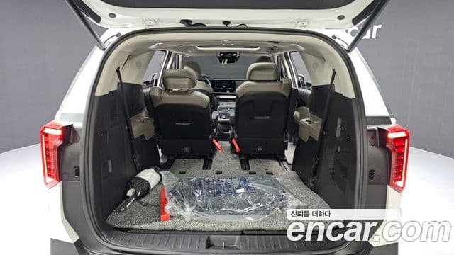 Kia Carnival 2025 — Şəkil 20/20