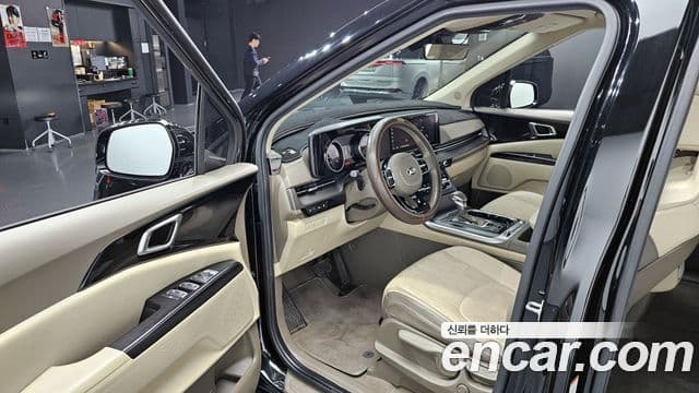 Kia Carnival 2020 — Şəkil 11/20