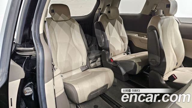 Kia Carnival 2020 — Şəkil 12/20