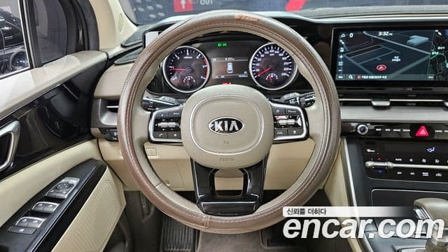Kia Carnival 2020 — Şəkil 13/20