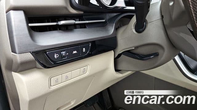 Kia Carnival 2020 — Şəkil 18/20