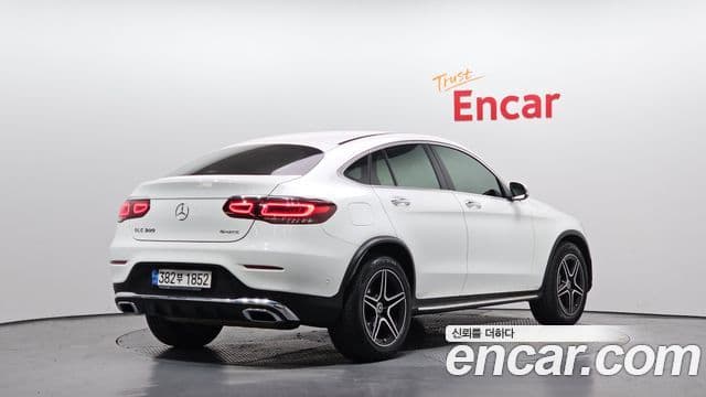 Mercedes-Benz GLC-Class 2020 — фото 2 из 20