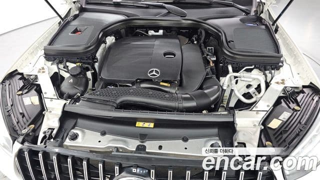 Mercedes-Benz GLC-Class 2020 — Şəkil 6/20