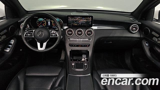 Mercedes-Benz GLC-Class 2020 — Şəkil 7/20