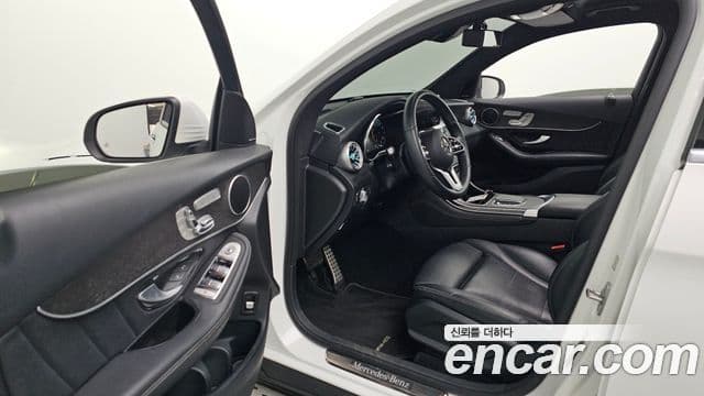Mercedes-Benz GLC-Class 2020 — Şəkil 10/20