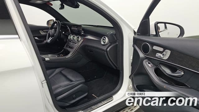 Mercedes-Benz GLC-Class 2020 — Şəkil 11/20