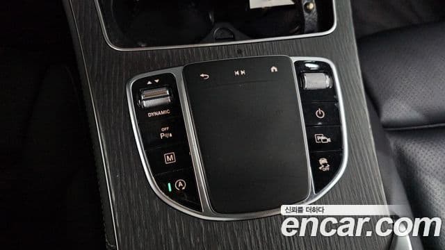 Mercedes-Benz GLC-Class 2020 — фото 18 из 20