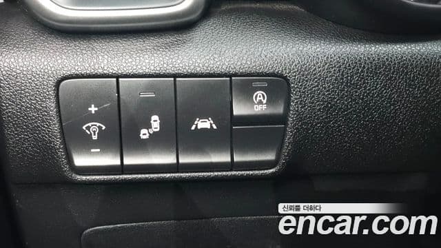 Kia Sportage The Bold 2019 — Şəkil 13/20