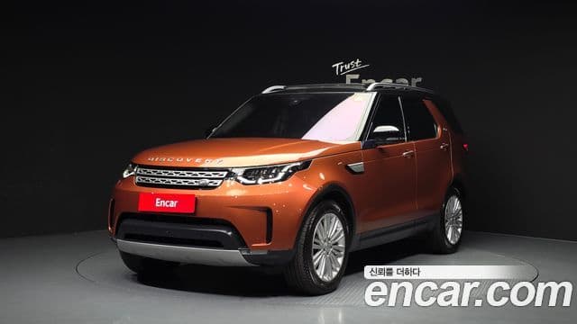 Land Rover Discovery 5 2018 — Фото 1/20