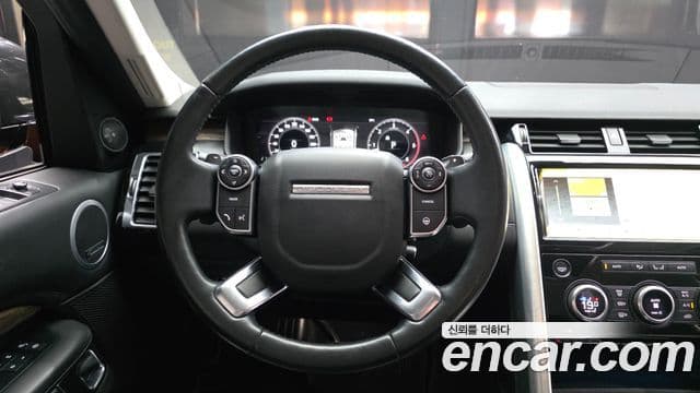 Land Rover Discovery 5 2018 — Фото 13/20