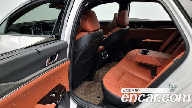 Kia K5 2025 — фото 12 из 20