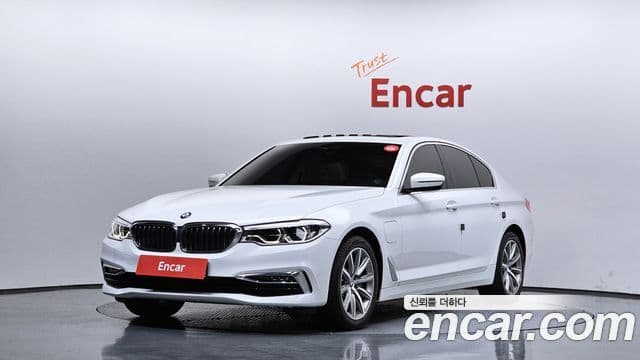 BMW 5 Series 2020 — Şəkil 1/20
