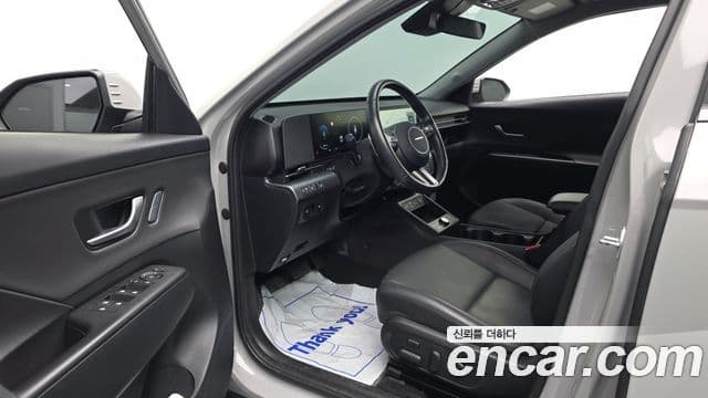 Hyundai Kona Hybrid 2023 — Photo 7/20