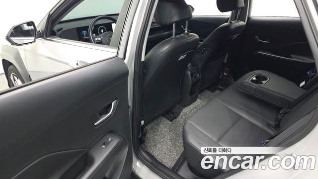 Hyundai Kona Hybrid 2023 — Photo 3/20