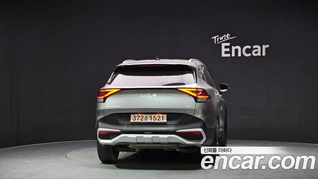 Kia Sportage 2022 — ფოტო 4/20