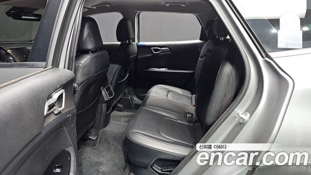 Kia Sportage 2022 — ფოტო 12/20