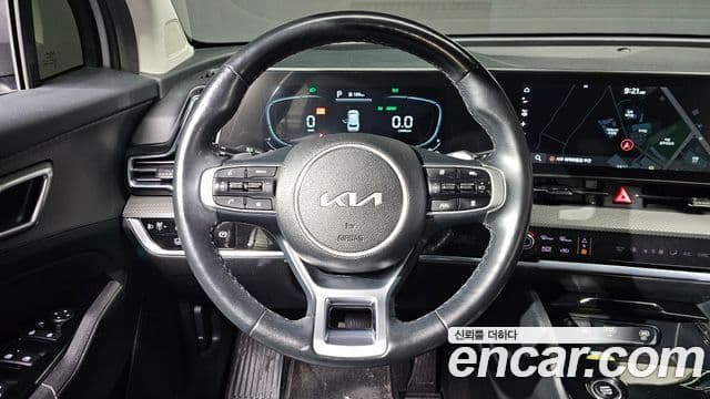 Kia Sportage 2022 — ფოტო 14/20