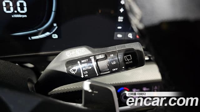 Kia Sportage 2022 — ფოტო 18/20