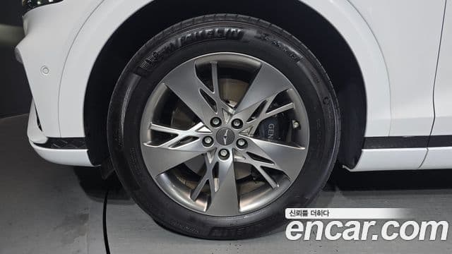 Genesis GV70 2024 — фото 5 из 20