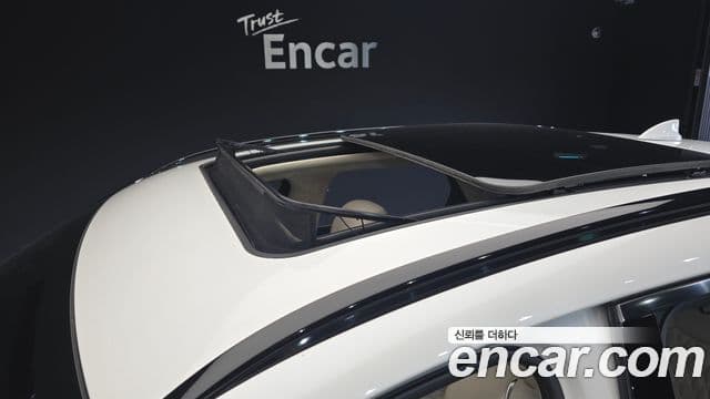 Genesis GV70 2024 — ფოტო 19/20