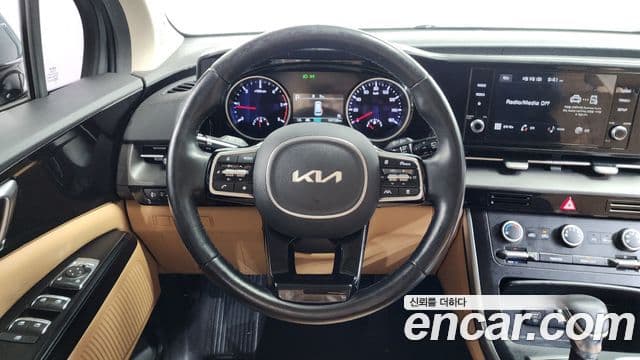Kia Carnival 2021 — Şəkil 13/20