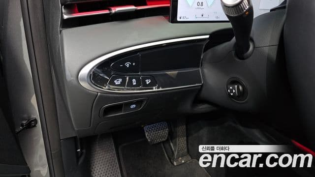 Genesis GV70 2025 — Şəkil 18/20