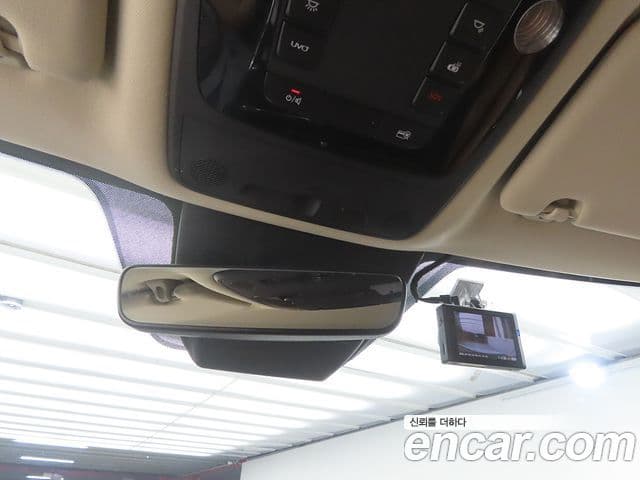 Kia Carnival 2020 — фото 13 из 20