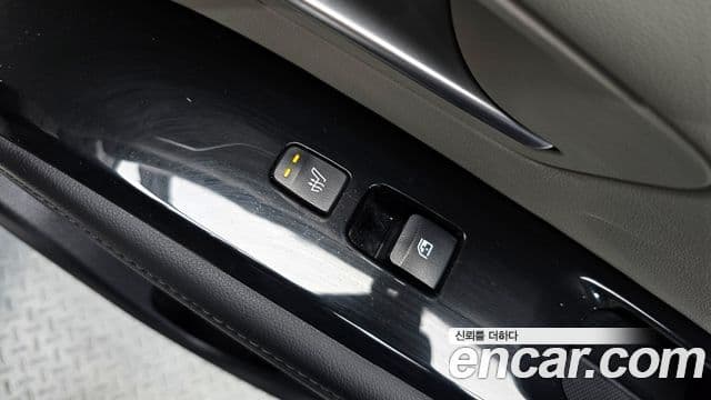 Hyundai Tucson Hybrid 2021 — ფოტო 17/20