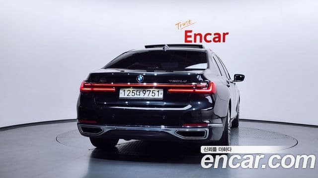 BMW 7 Series 2020 — ფოტო 4/20