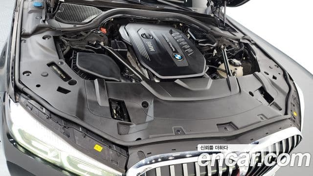 BMW 7 Series 2020 — ფოტო 6/20