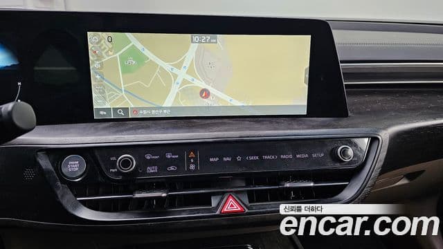 Kia K8 2022 — Şəkil 14/20