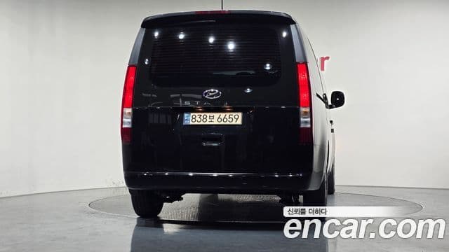 Hyundai Staria 2023 — Şəkil 4/20