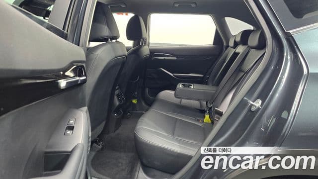 Kia Seltos 2022 — Şəkil 12/20