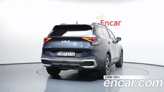 Kia Sportage 2022 — фото 3 из 20