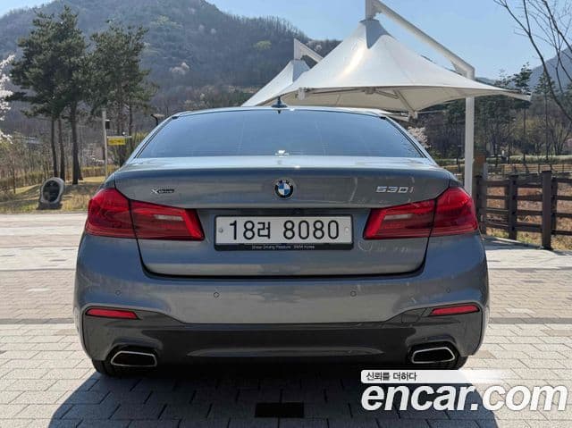 BMW 5 Series 2019 — фото 4 из 20