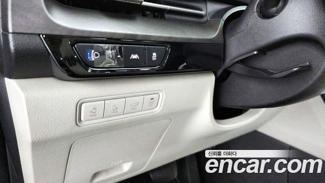 Kia Carnival 2021 — Şəkil 16/20