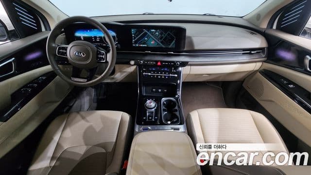 Kia Carnival 2020 — ფოტო 7/20