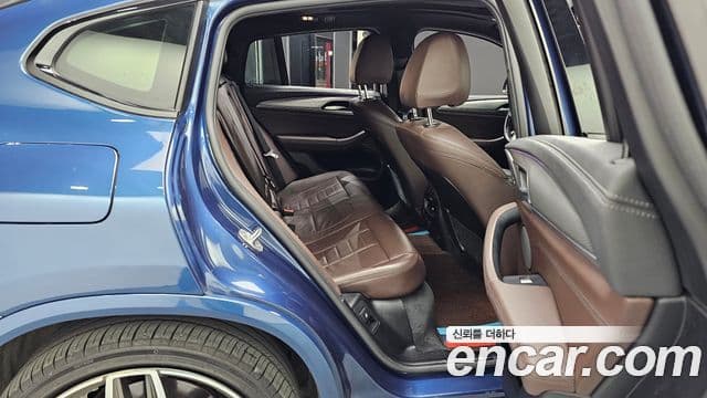 BMW X4 2019 — Şəkil 12/19