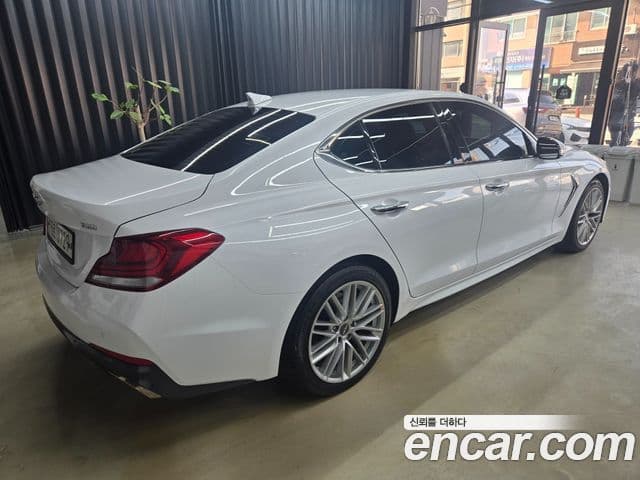 Genesis G70 2019 — Photo 19/19