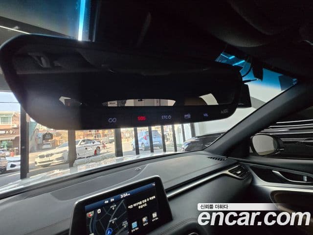 Genesis G70 2019 — Photo 5/19