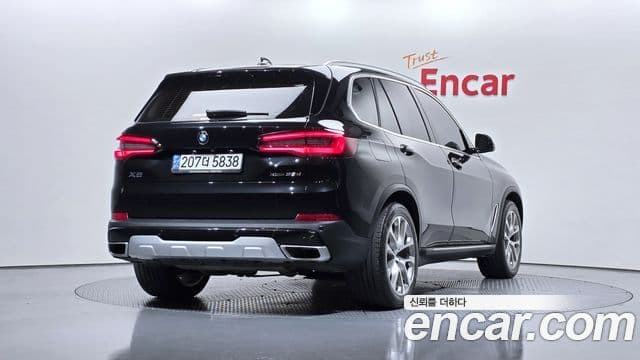 BMW X5 2021 — Photo 7/20