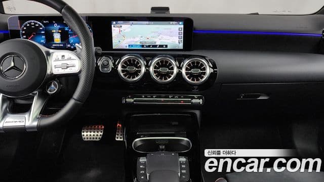 Mercedes-Benz A-Class 2022 — ფოტო 14/20