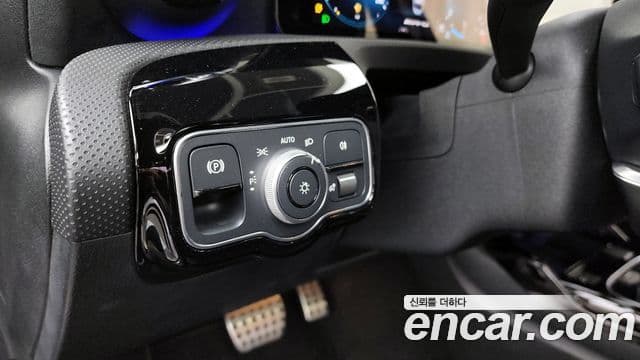Mercedes-Benz A-Class 2022 — ფოტო 16/20