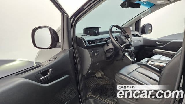 Hyundai Staria 2022 — Şəkil 10/20