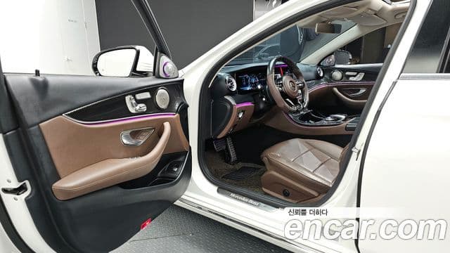 Mercedes-Benz E-Class 2018 — Фото 10/20